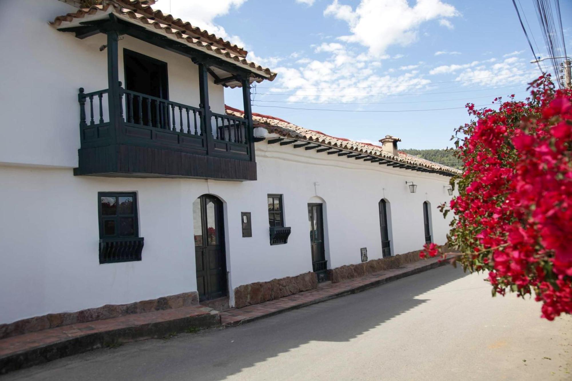 Casa Dante, Desde 1792! Hotel Tibasosa Luaran gambar